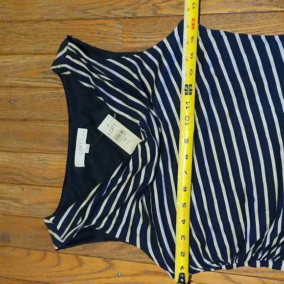 Loft, blue and beige stripes dress, side ruched, M petite, NWT - Picture 2 of 7